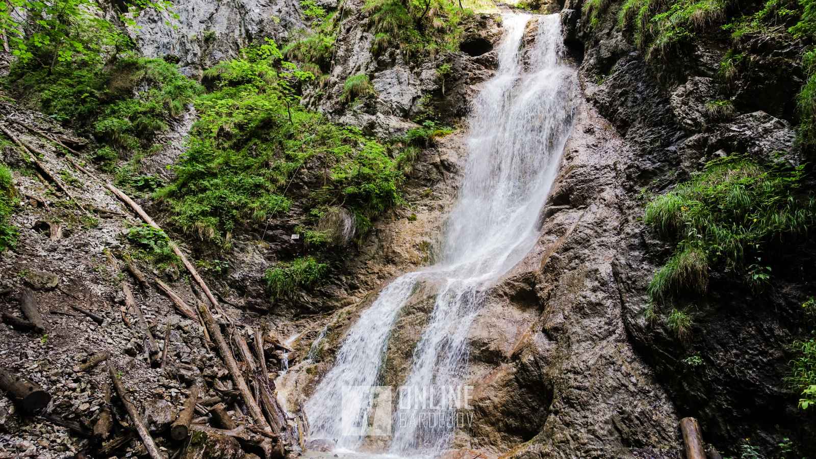 Obrovský vodopád - jeden z najkrajších vodopádov v Slovenskom raji