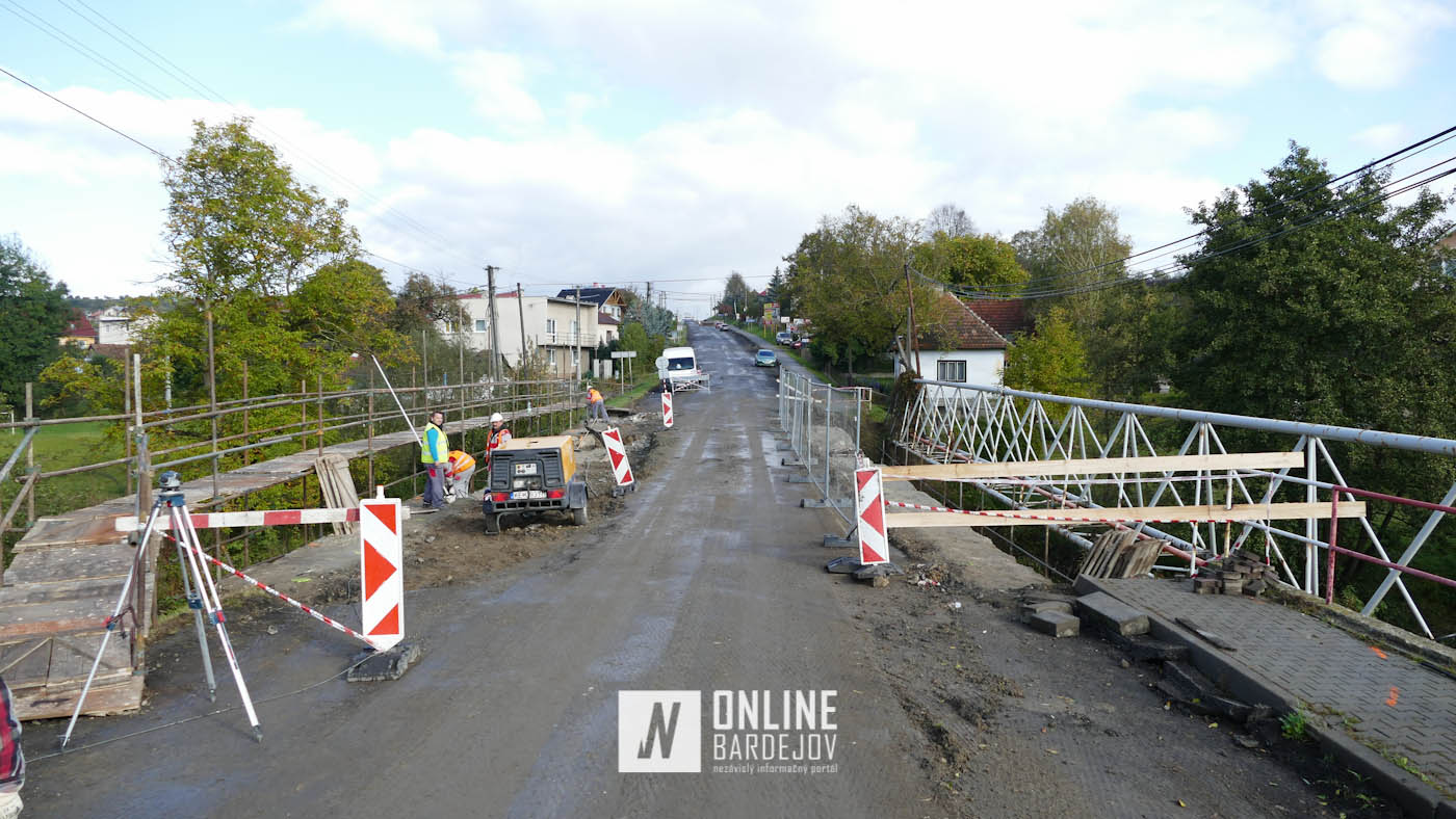 OBRAZOM: Práce na rekonštrukcii mosta v Raslaviciach